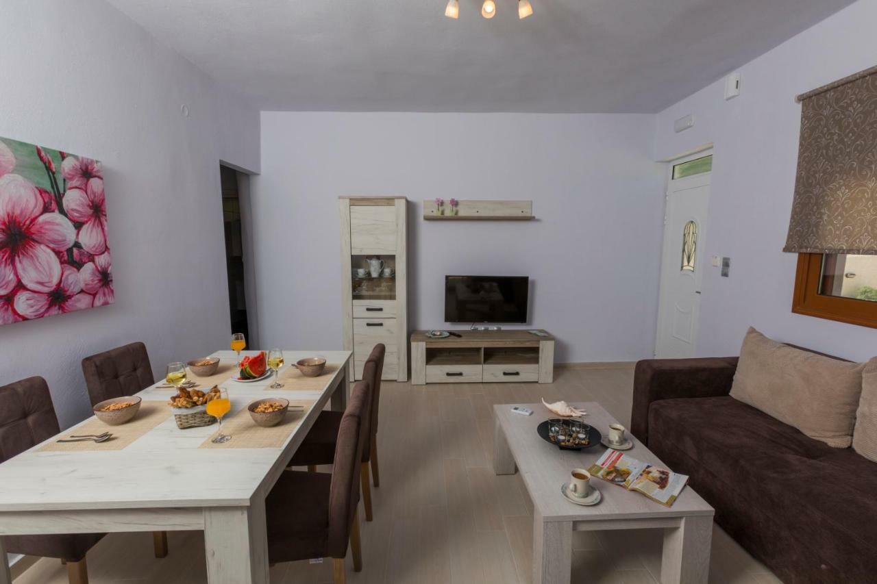 Villa Villekula Chavdata Екстериор снимка